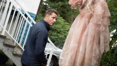 Tracker: Buscador de recompensas 3x8